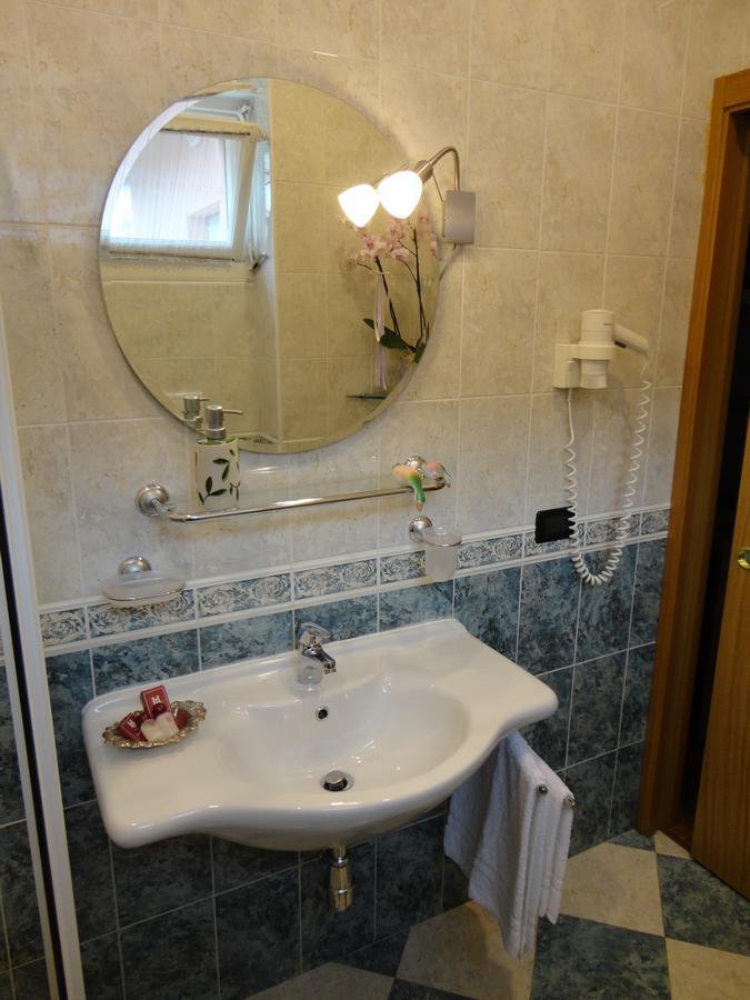 Hotel Levico Levico Terme Eksteriør billede